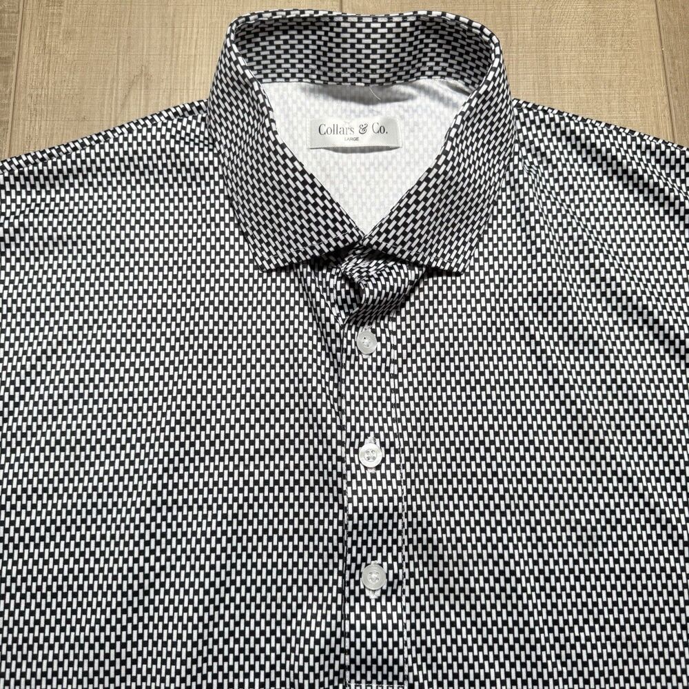 Collars & Co Men’s Large Black White Geometric Performance Stretch Polo Shirt